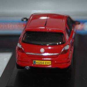 Vanguards vauxhall astra flame red va09402 1:43 scale