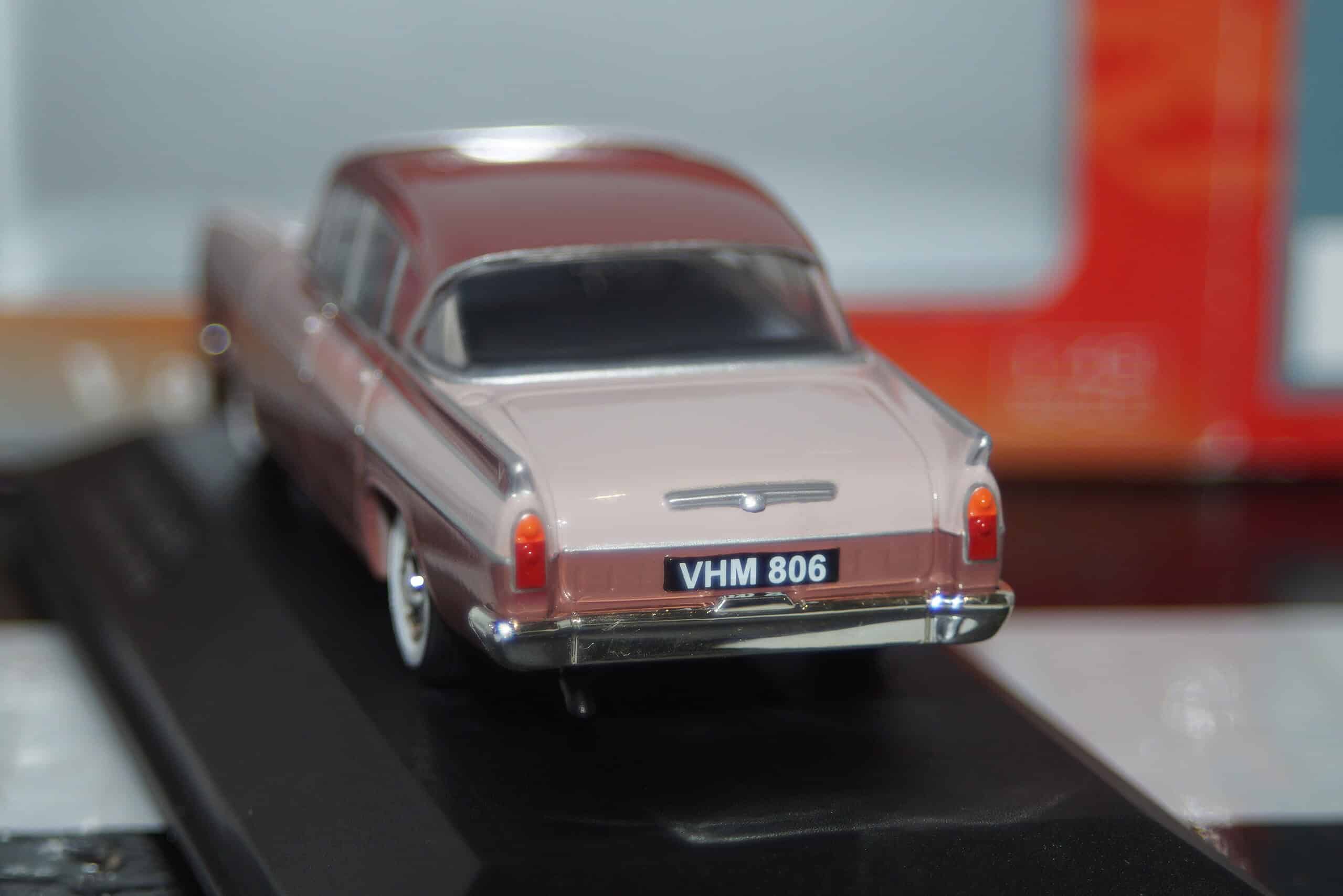 Vanguards vauxhall cresta pa dusk rose, edition 2 va06400 1:43 scale