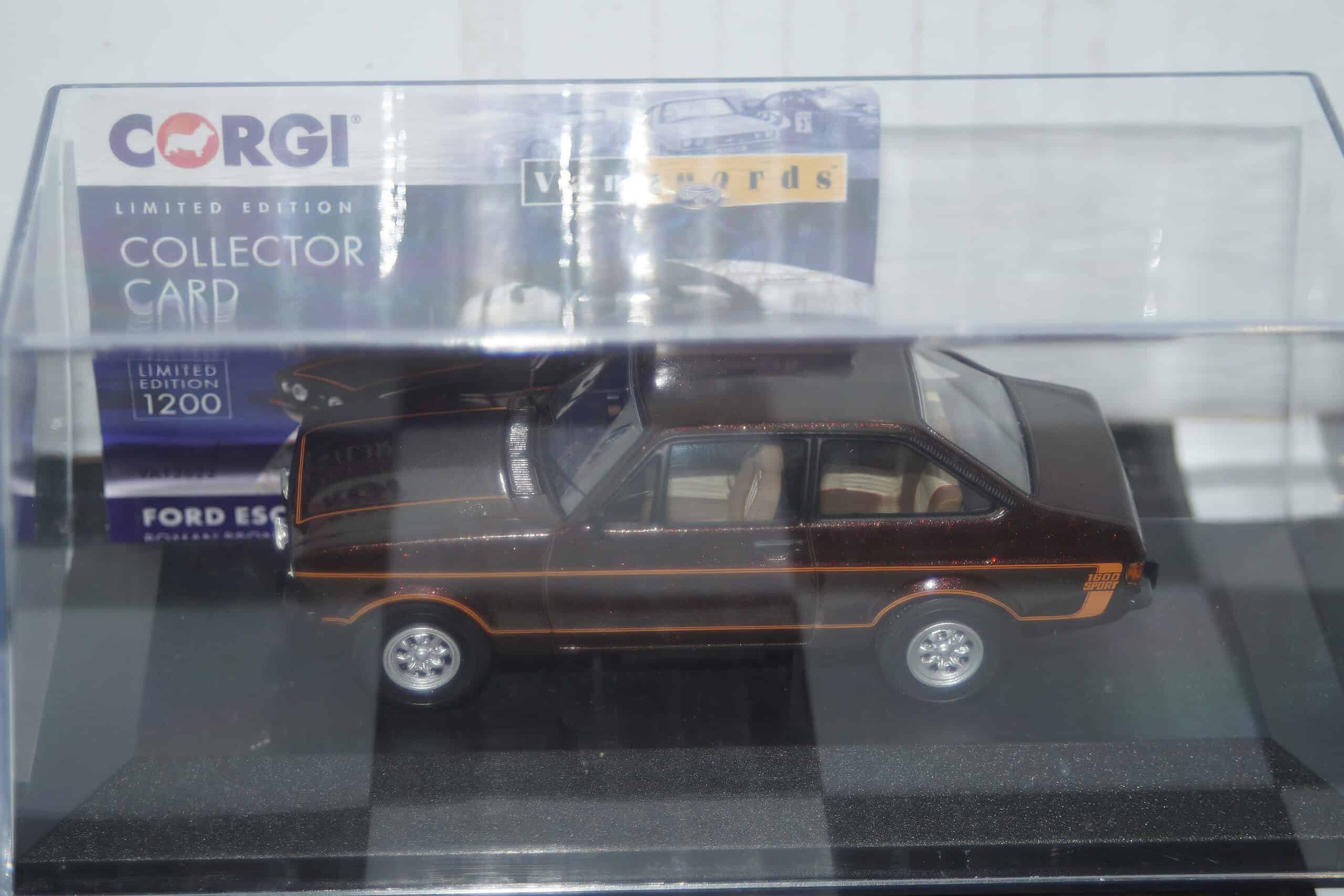 Corgi vanguards ford escort mk2 1600 sport ref va12622 1:43