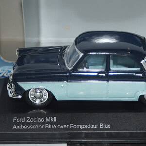 Corgi vanguards ford zodiac mk2 blue ref va06104 1:43