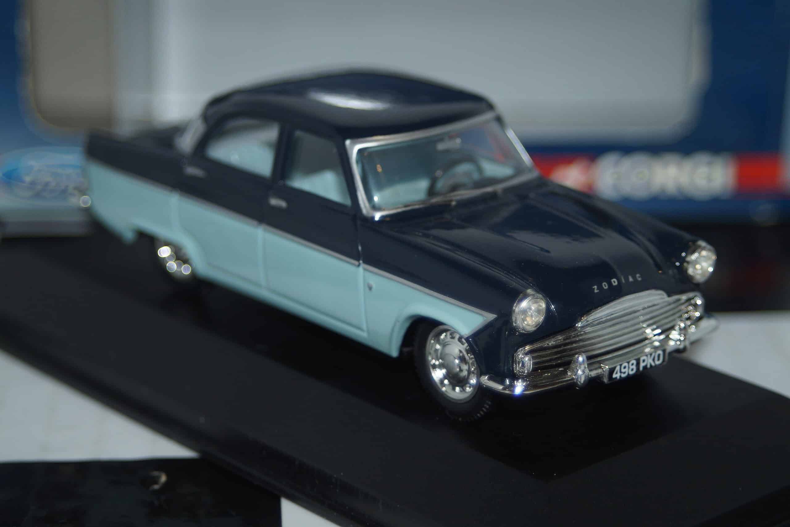 Corgi vanguards ford zodiac mk2 blue ref va06104 1:43