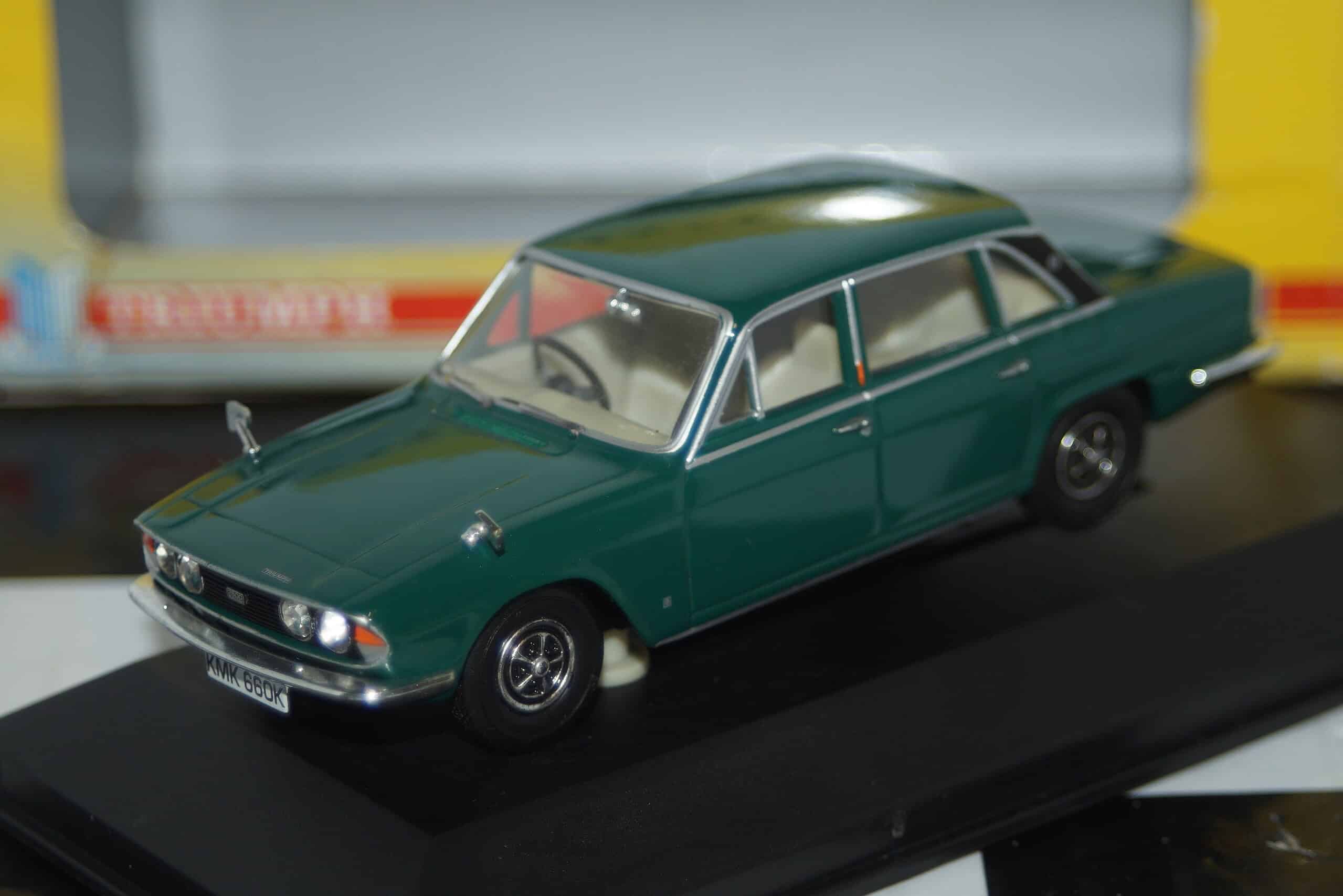 Vanguards triumph 2.5 p1 mk2 emerald green va08200 1:43 scale