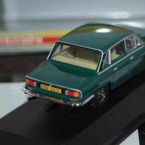 Vanguards triumph 2.5 p1 mk2 emerald green va08200 1:43 scale