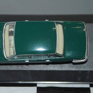 Vanguards triumph 2.5 p1 mk2 emerald green va08200 1:43 scale