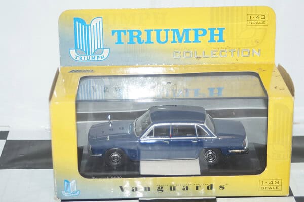 Vanguards triumph 2000 delft blue va08200 1:43 scale