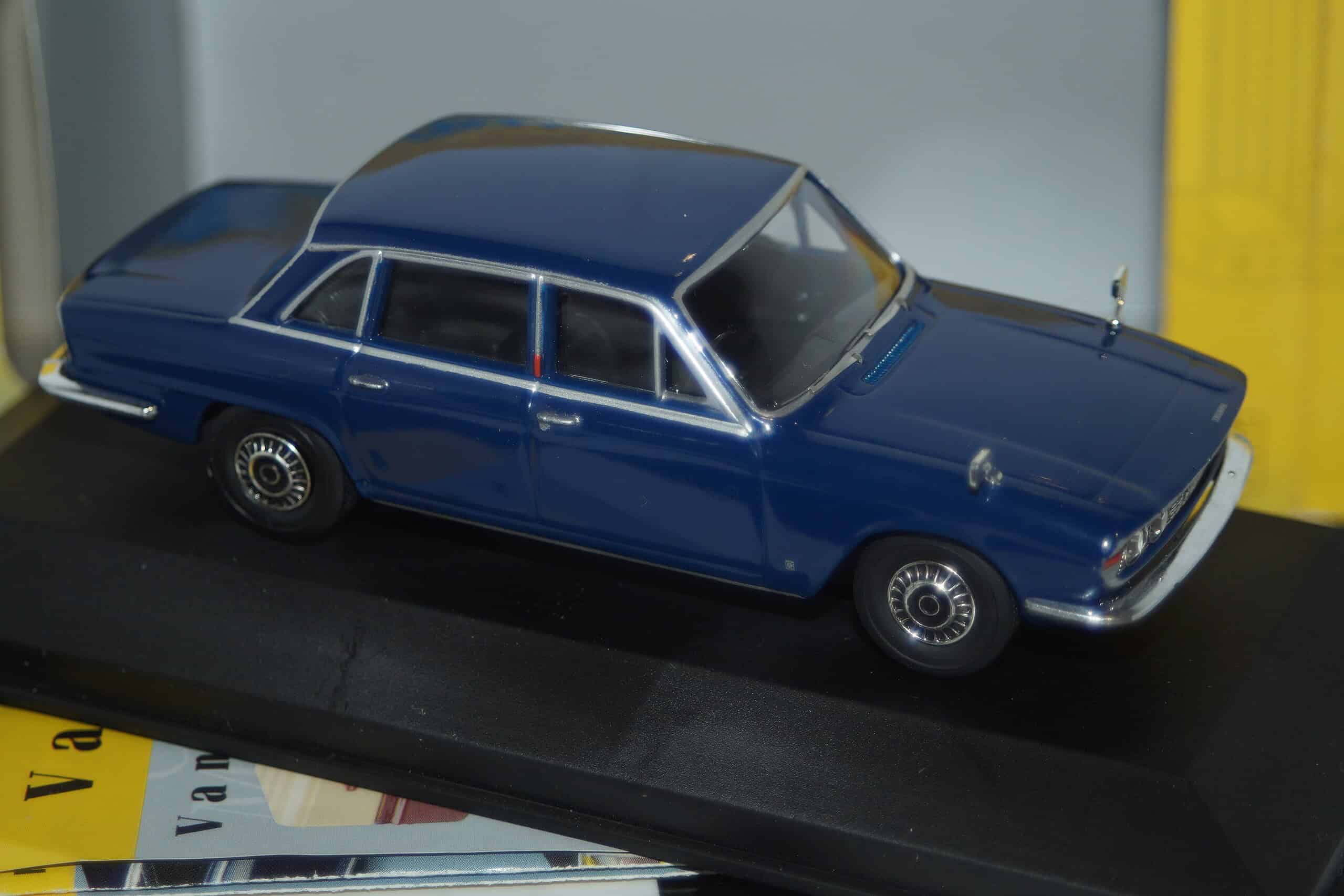 Vanguards triumph 2000 delft blue va08200 1:43 scale