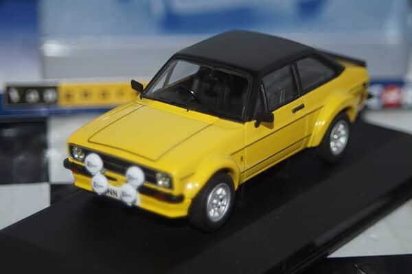 Corgi vanguards ford escort mk2 rs mexico signal yellow ref va12612 1:43