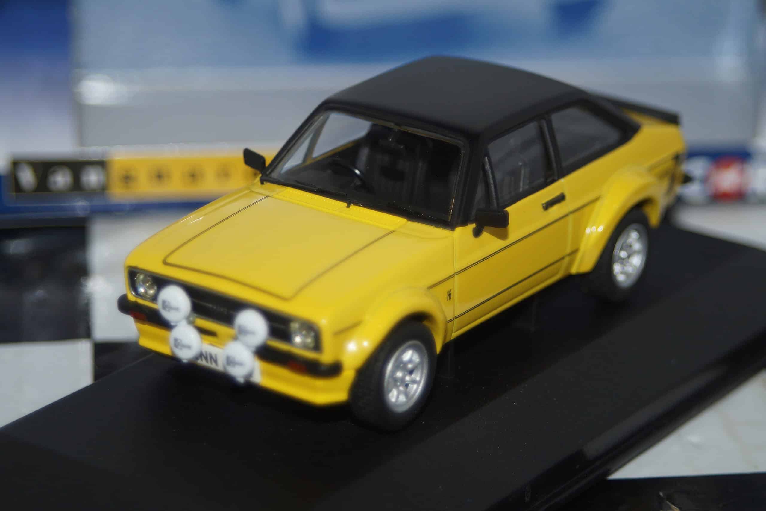 Corgi vanguards ford escort mk2 rs mexico signal yellow ref va12612 1:43