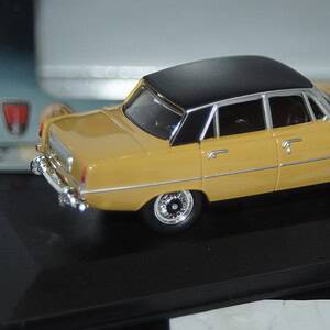 Vanguards rover 3500 v8 almond va06500 1:43 scale 2nd issue