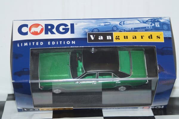 Corgi vanguards ford granada mk1 ghia jade green va05212 1:43