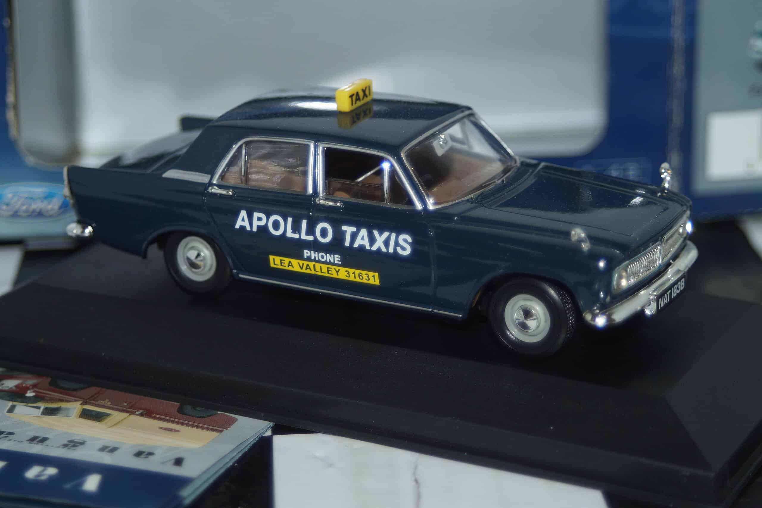 Vanguards ford zepher 6 mk3 apollo taxis ref va04606 1:43