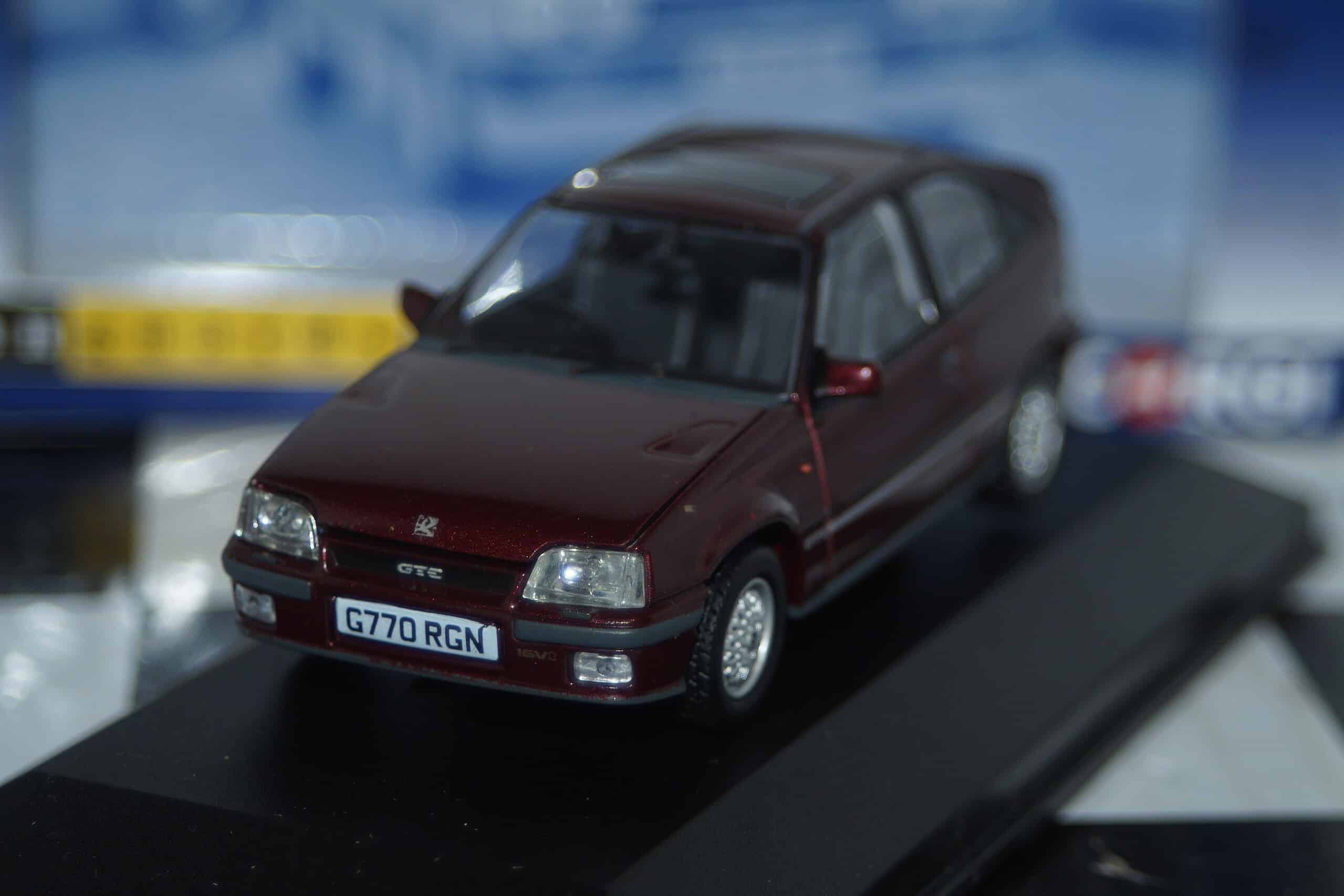 Corgi vanguards vauxhall astra mk2 gte 16v bordeaux red va13205b 1:43