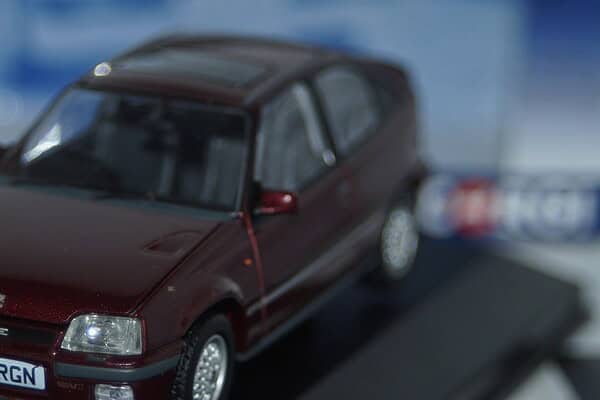 Corgi vanguards vauxhall astra mk2 gte 16v bordeaux red va13205b 1:43