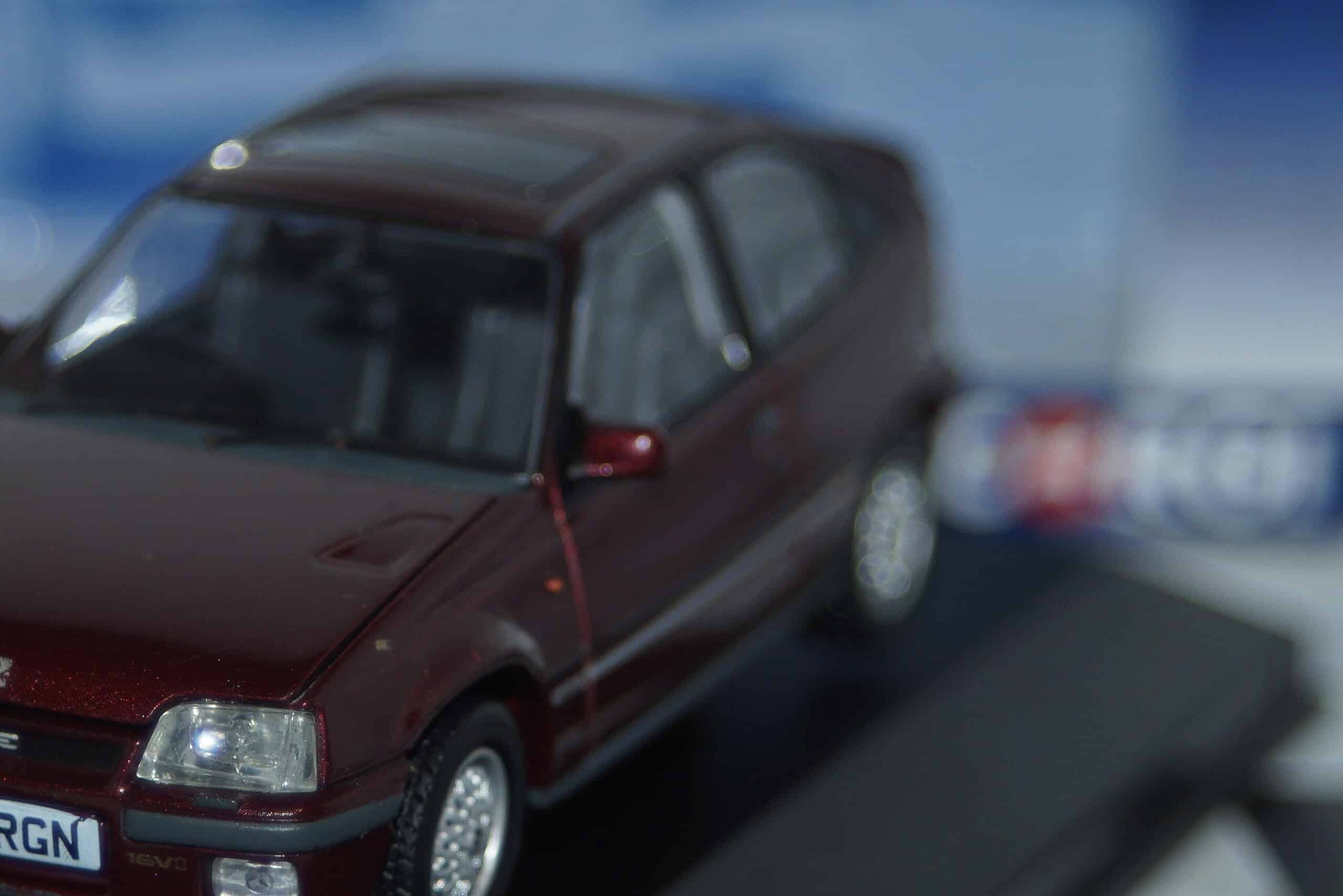Corgi vanguards vauxhall astra mk2 gte 16v bordeaux red va13205b 1:43