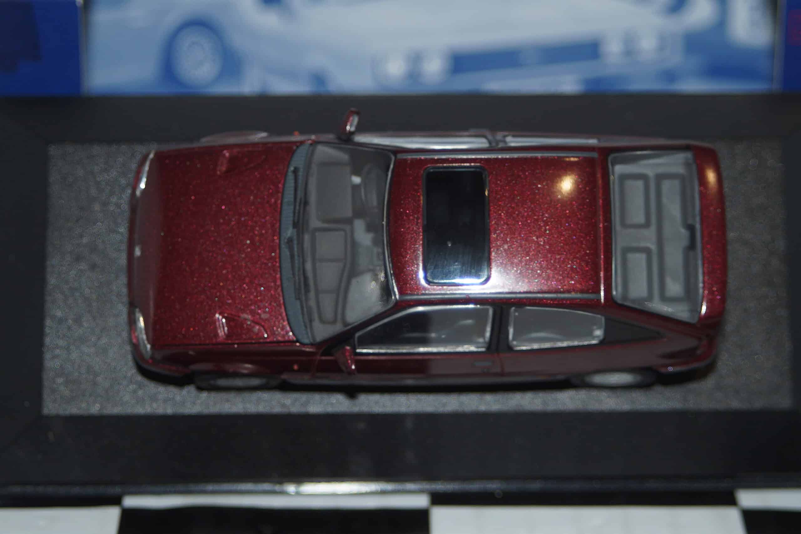 Corgi vanguards vauxhall astra mk2 gte 16v bordeaux red va13205b 1:43
