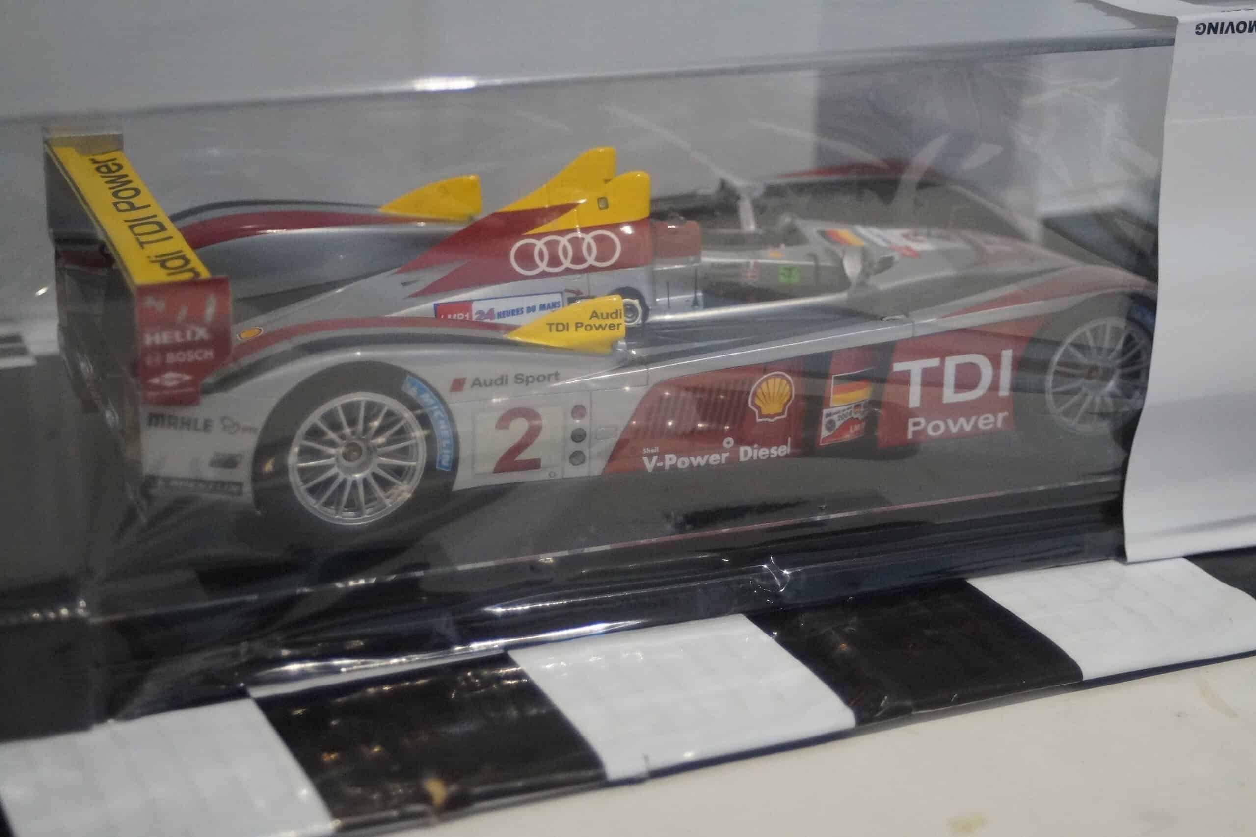 Spark audi r10 tdi winner le mans 2008 18lm08 1:18 scale resin
