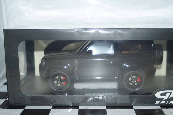 Gt spirit land rover defender 90 p400x - dynamix in black 1:18 resin gt992