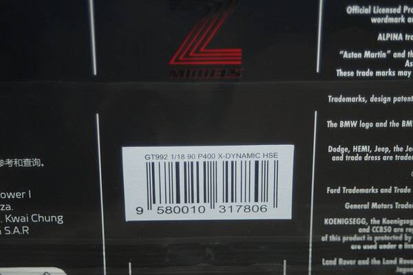 Gt spirit land rover defender 90 p400x - dynamix in black 1:18 resin gt992