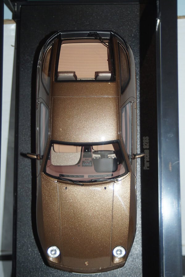 Gt spirit porsche 928s tobacco metallic 1:18 resin gt1005
