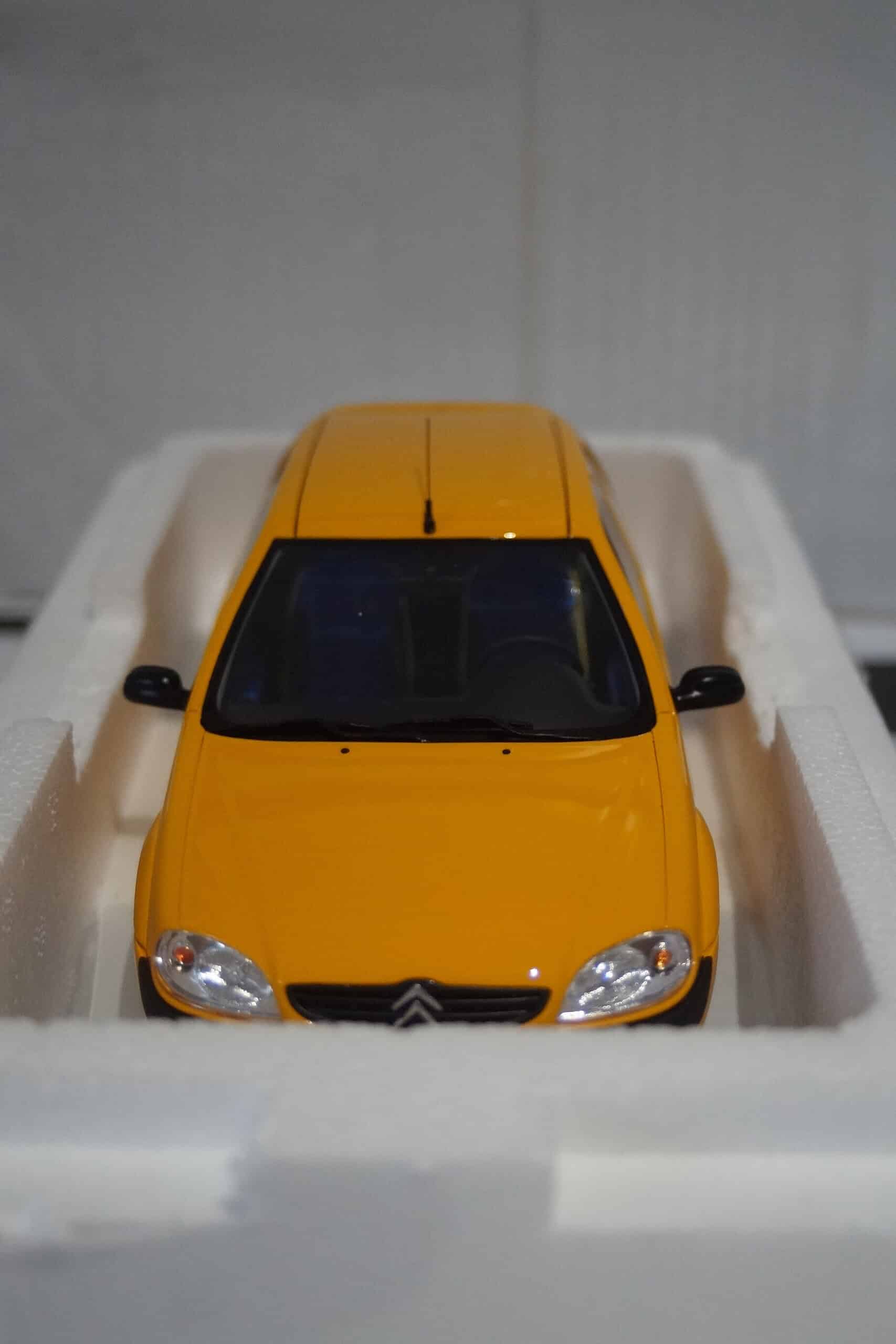 Otto citroen saxo 1.4 bic phase 2 orange mango 2000 1:18 ot1190
