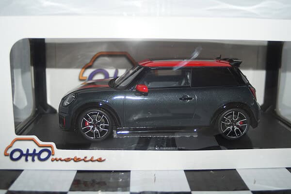 Otto mini cooper jcw legend grey 2024 1:18 ot1244