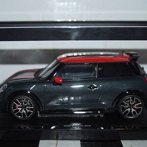 Otto mini cooper jcw legend grey 2024 1:18 ot1244