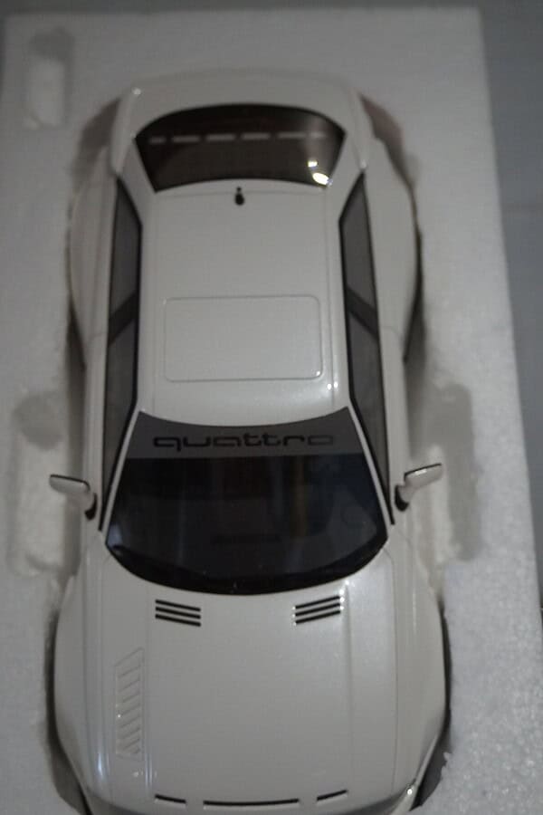 Otto audi 80 prior design white 1:18 resin ot913