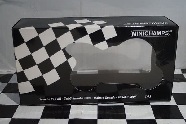 Minichamps yamaha yzr-m1 moto gp 2007 1:12th 122 073006