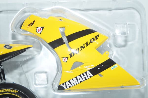 Minichamps yamaha yzr-m1 moto gp 2007 1:12th 122 073006