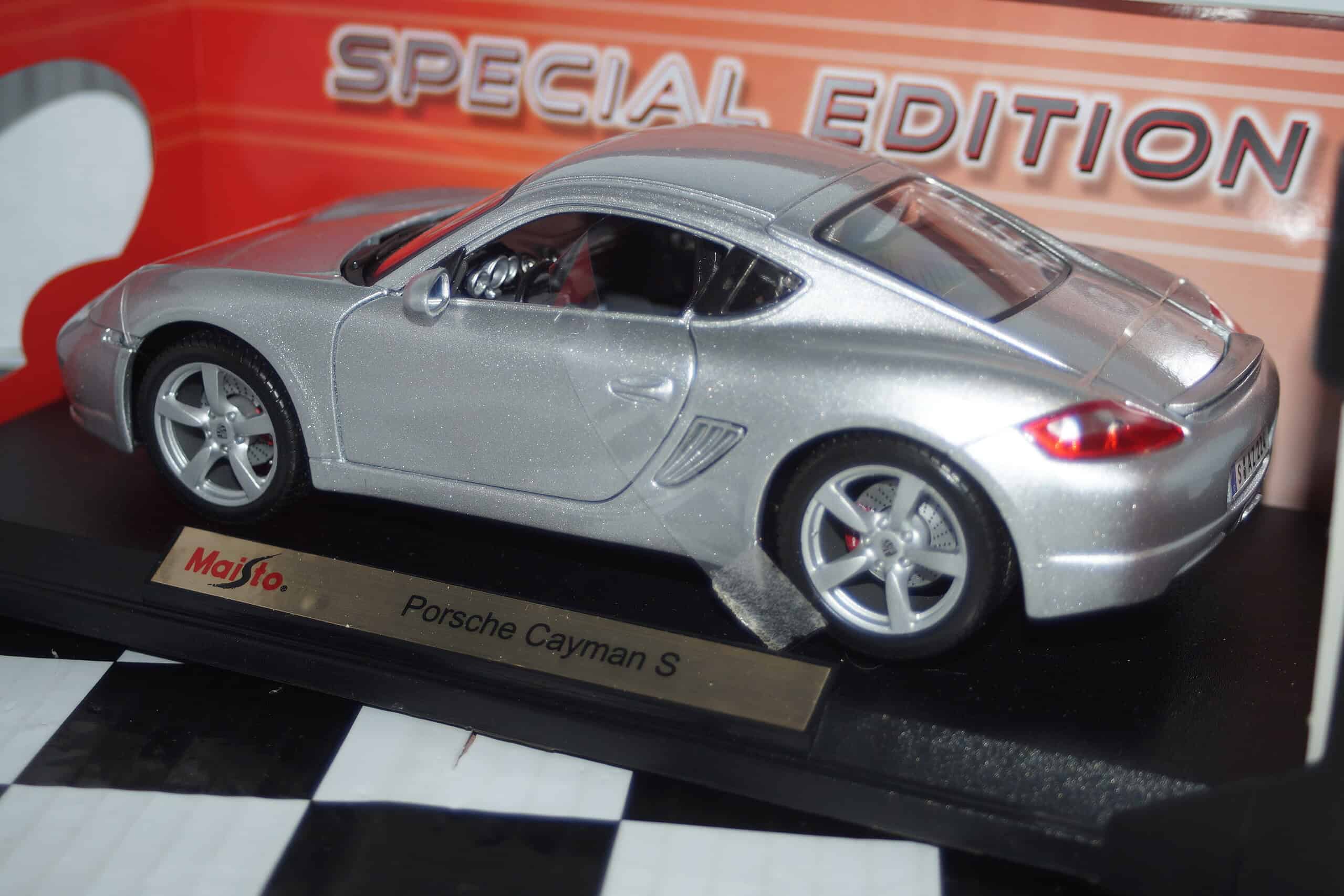 Maisto porsche cayman s silver 1:18th ref 46629
