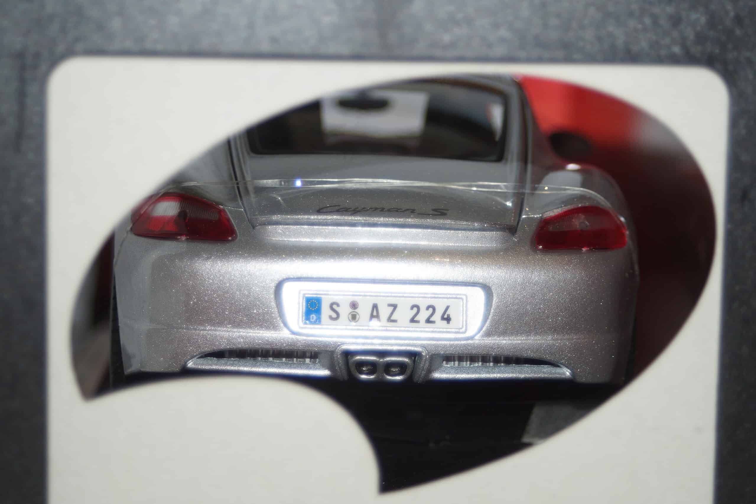 Maisto porsche cayman s silver 1:18th ref 46629
