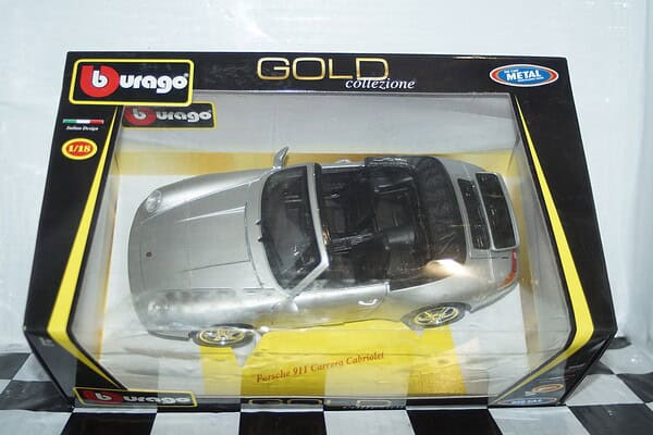 Burago porsc 1:18 ref 18-12039