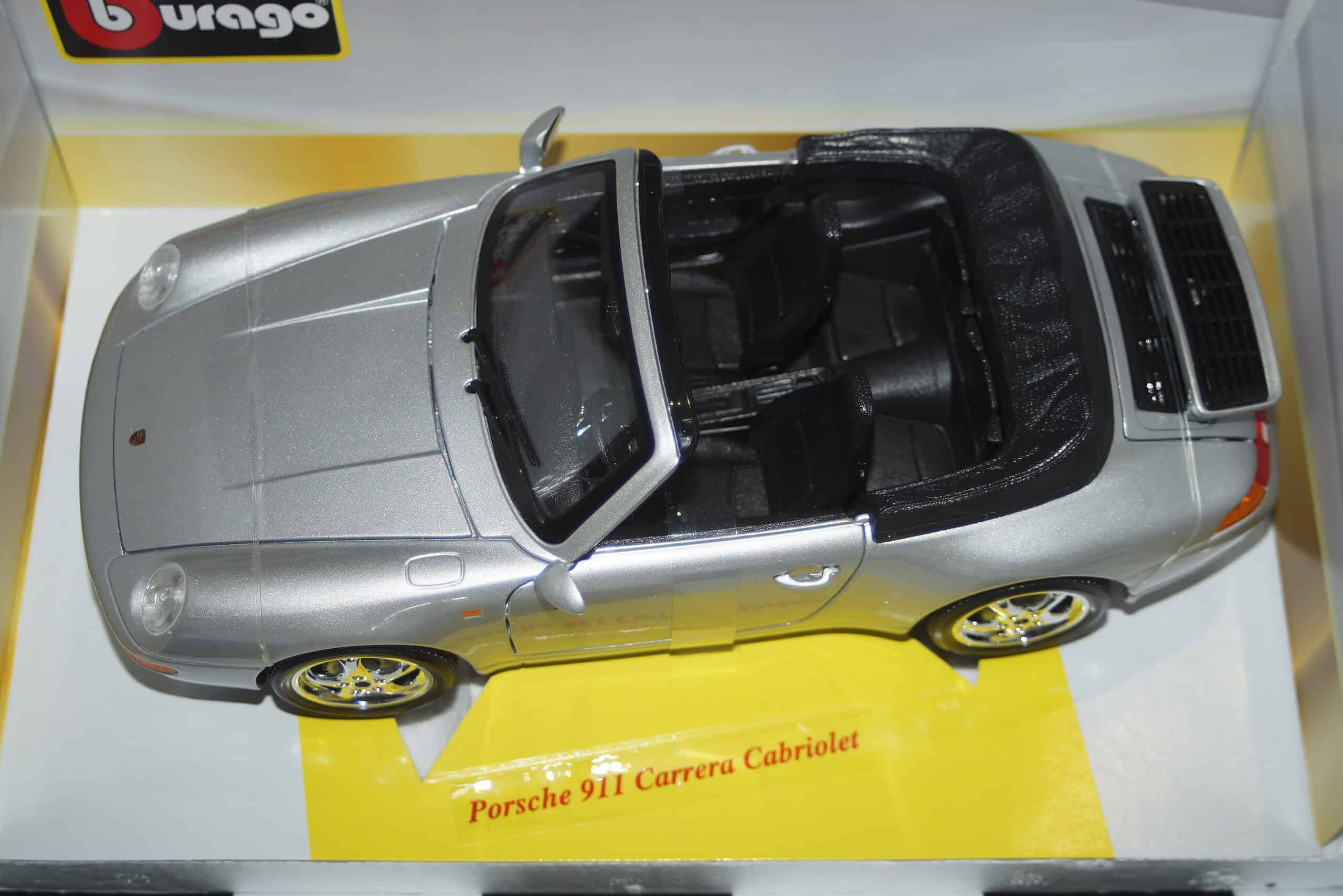 Burago porsche 911 carrera cabriolet 1:18 ref 18-12039