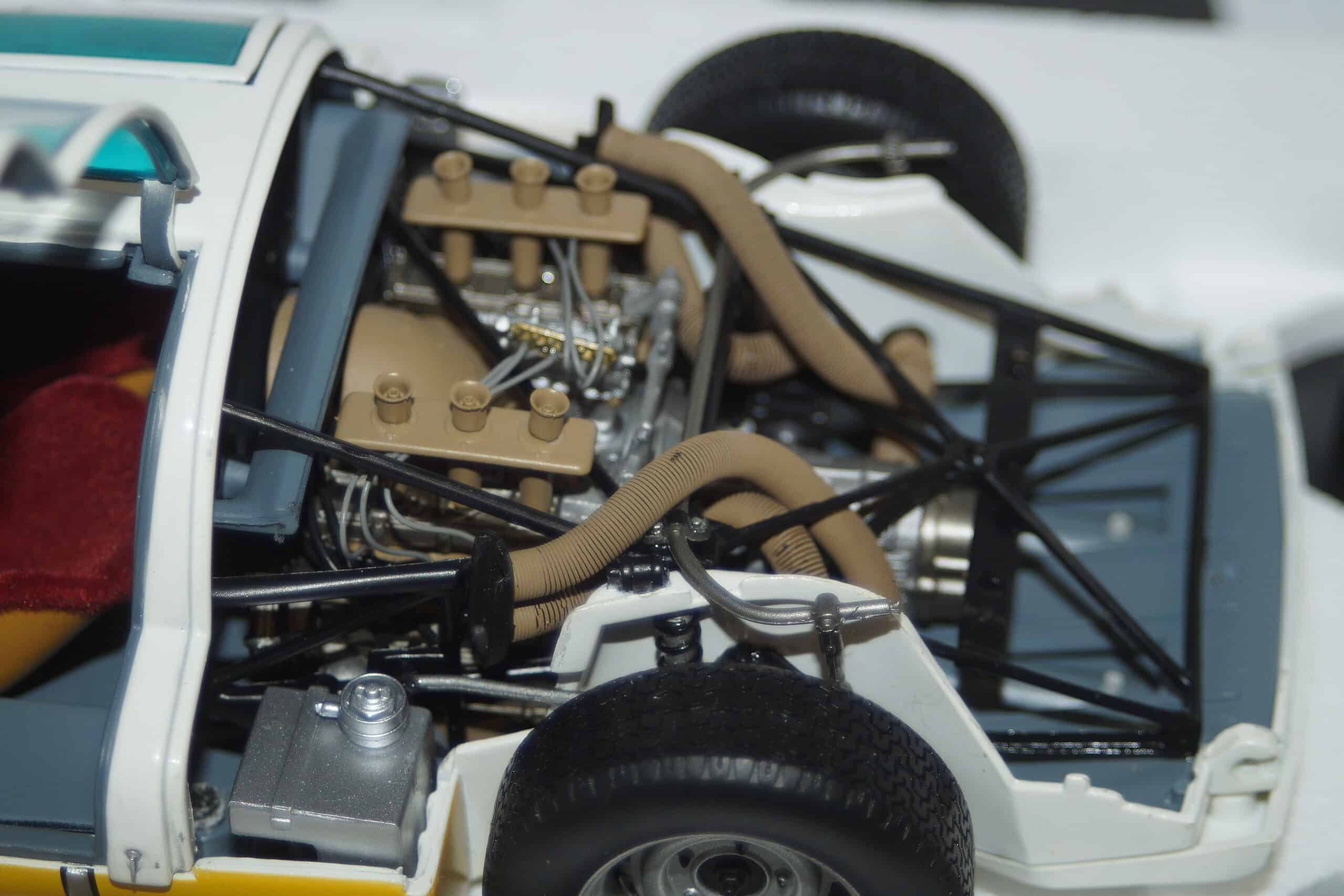 Minichamps porsche 906 24hr le mans1966 schutz 100 666132 1:18th