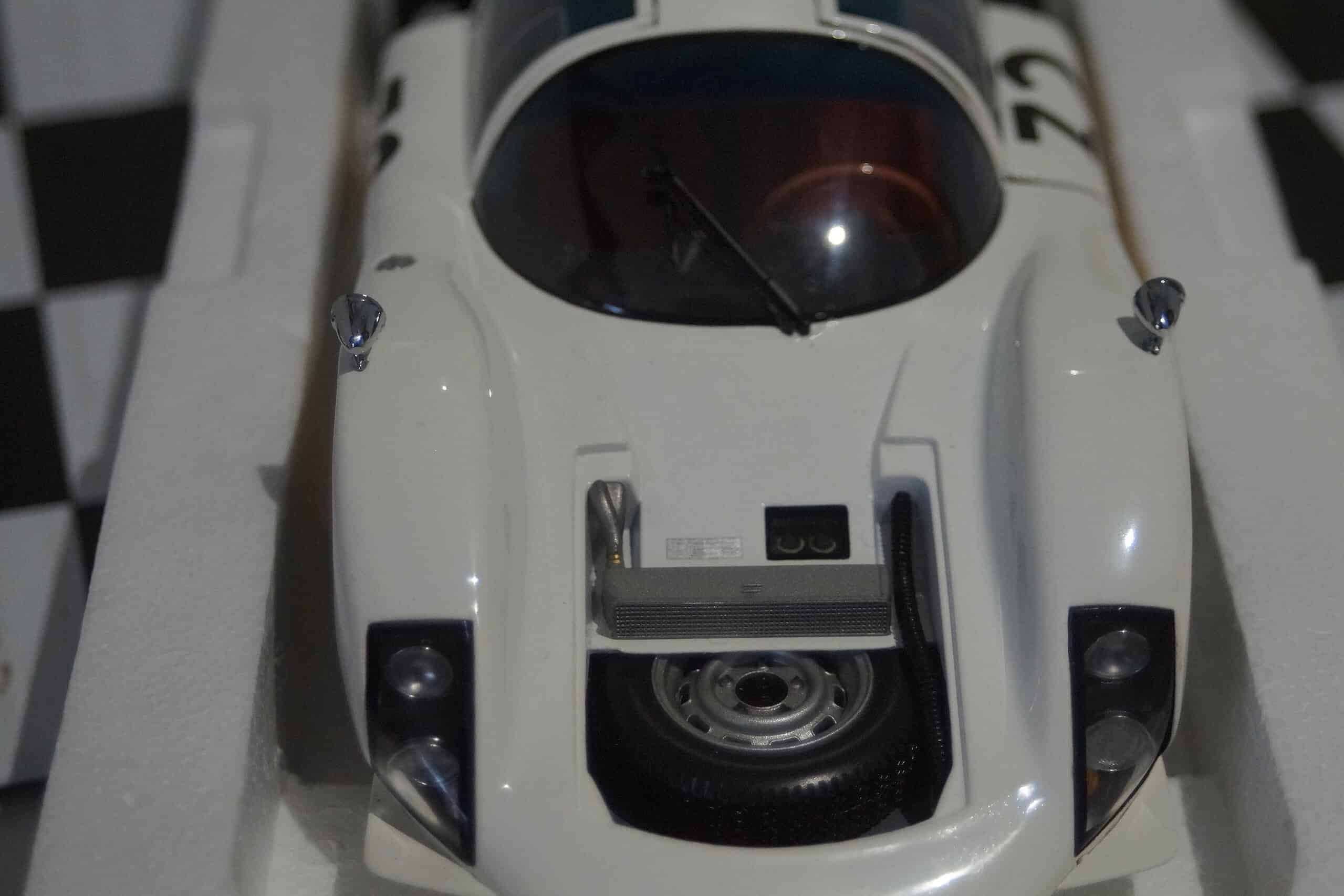 Minichamps porsche 906 24hr le mans1966 schutz 100 666132 1:18th