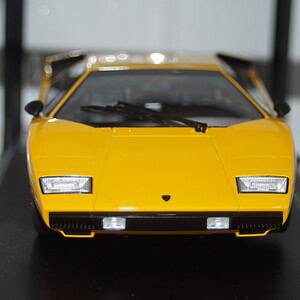 Kyosho lamborghini countach lp400 yellow c09531y 1:18