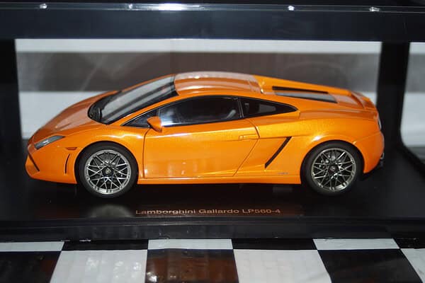 Autoart lamborghini gallardo lp560-4 cordelia wheels 1:18 diecast 74593