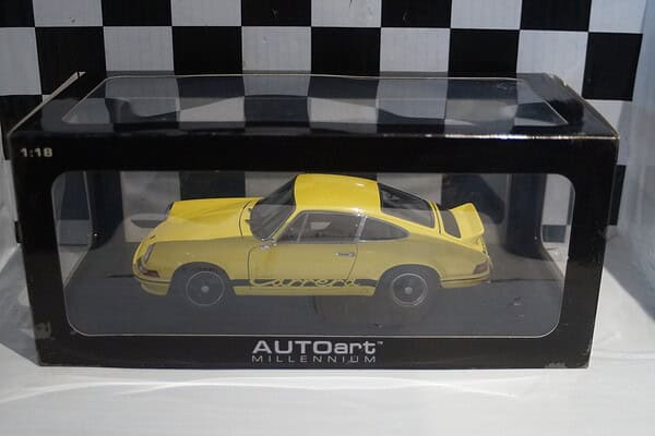 Autoart porsche 911 carrera rs 2.7 1973 yellow 1:18 diecast 78053