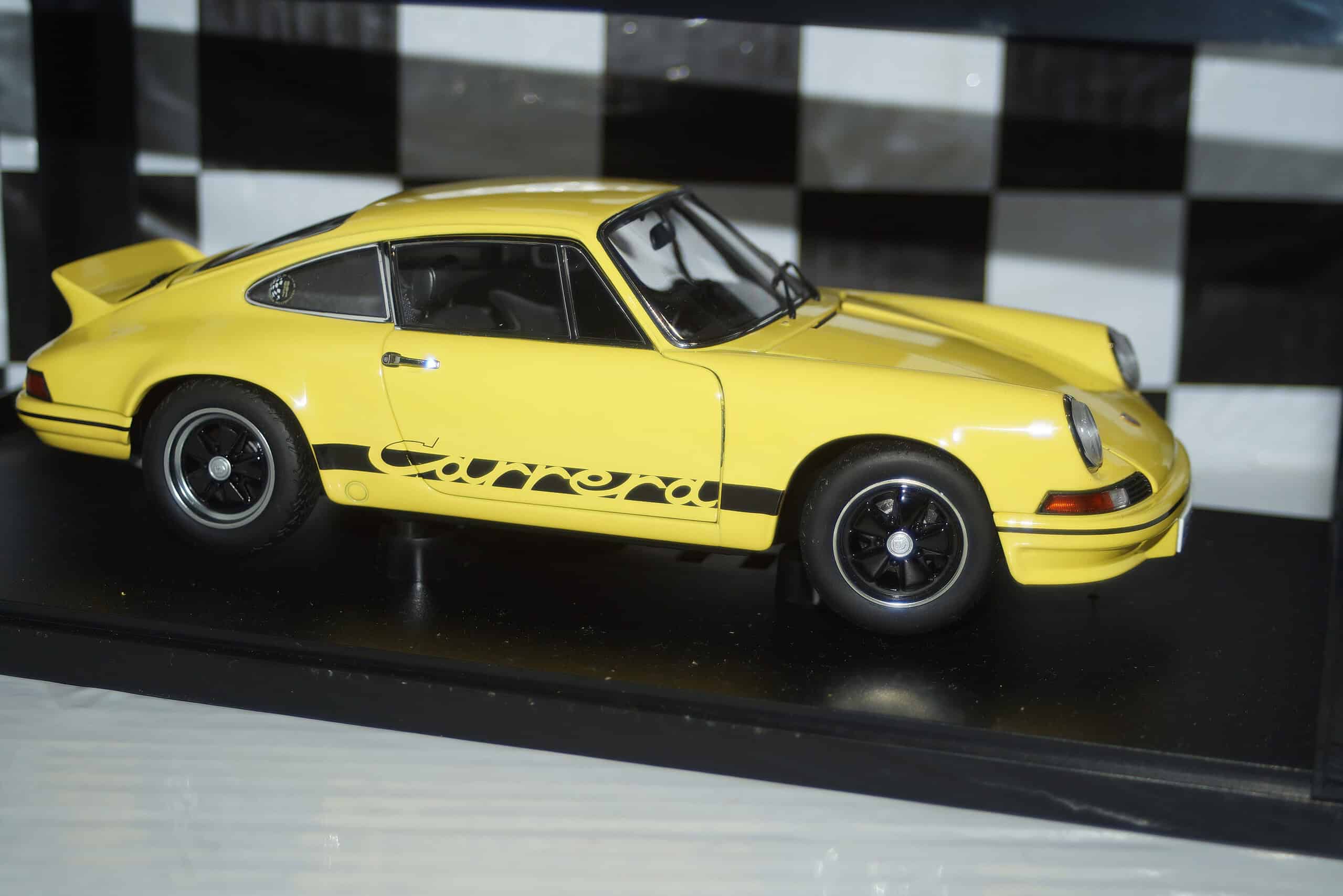 Autoart porsche 911 carrera rs 2.7 1973 yellow 1:18 diecast 78053