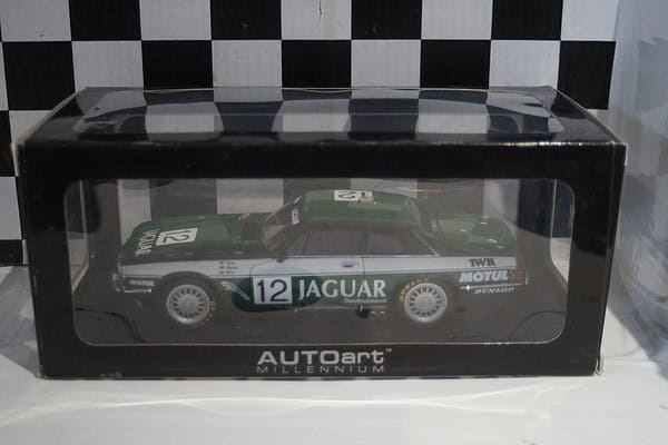 Autoart jaguar xj-s twr racing 1:18 diecast 88459