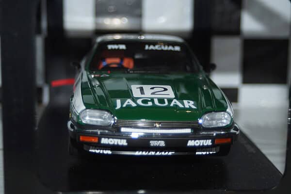 Autoart jaguar xj-s twr racing 1:18 diecast 88459