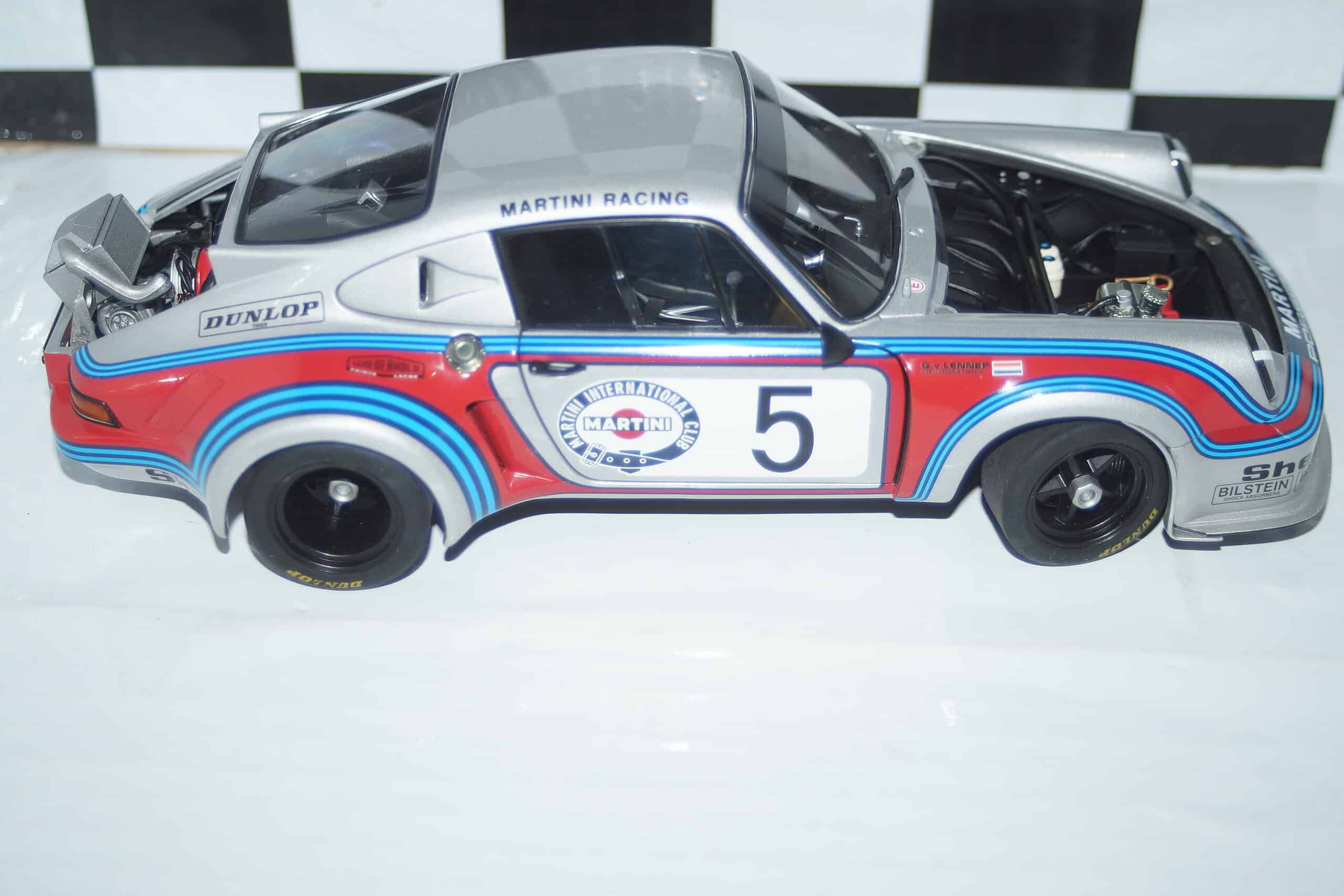 Autoart porsche 911 carrera rsr turbo 1: 18 diecast 87474