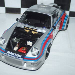 Autoart porsche 911 carrera rsr turbo 1: 18 diecast 87474