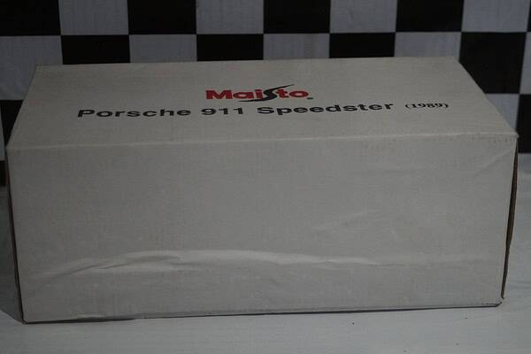 Maisto porsche carrera gt silver 1:18th ref 318000