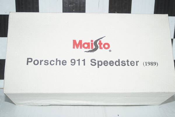 Maisto porsche carrera gt silver 1:18th ref 318000