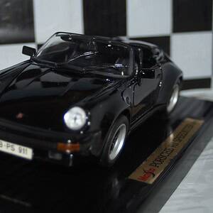 Maisto porsche carrera gt silver 1:18th ref 318000