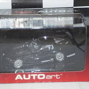 Autoart dodge viper competition coupe ref 60421