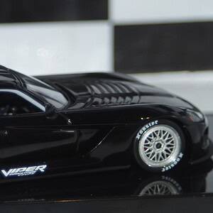 Autoart dodge viper competition coupe ref 60421