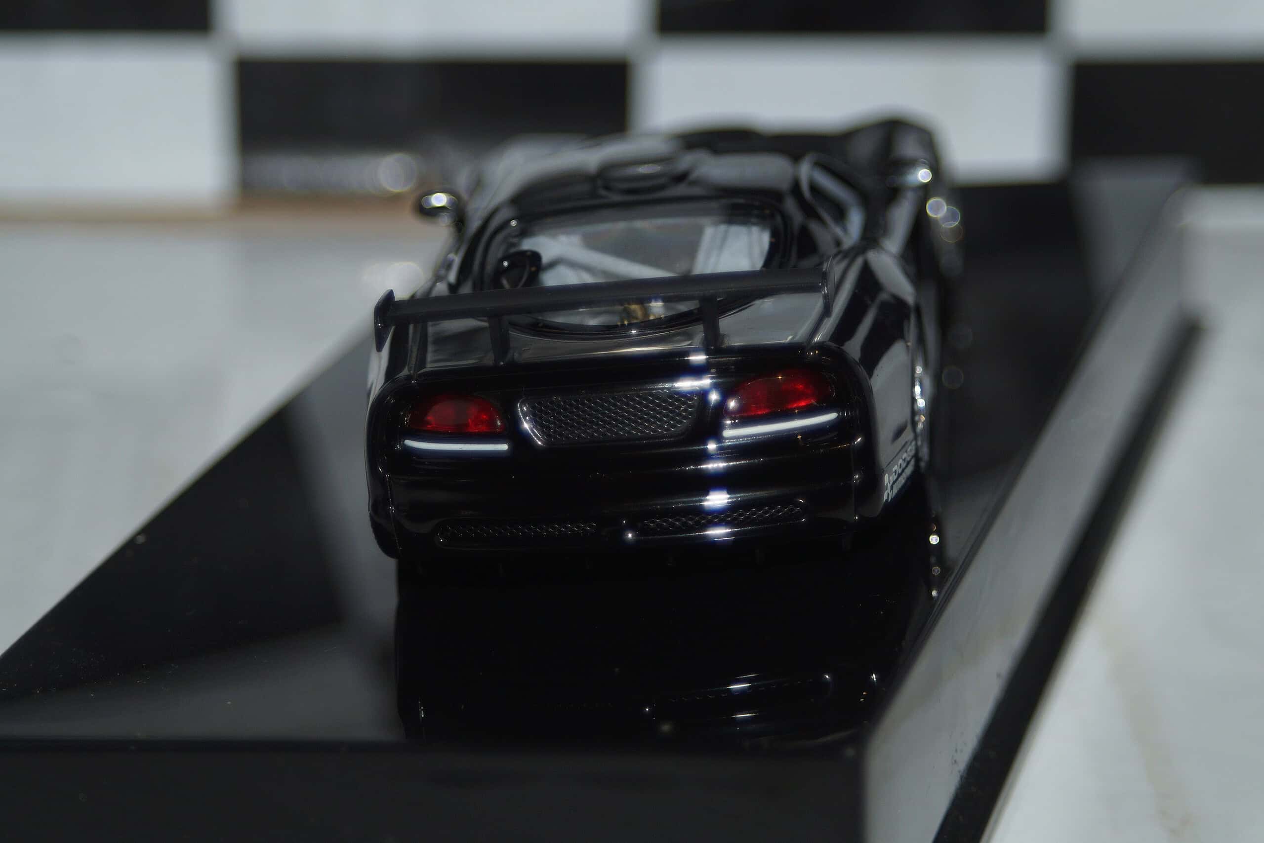 Autoart dodge viper competition coupe ref 60421