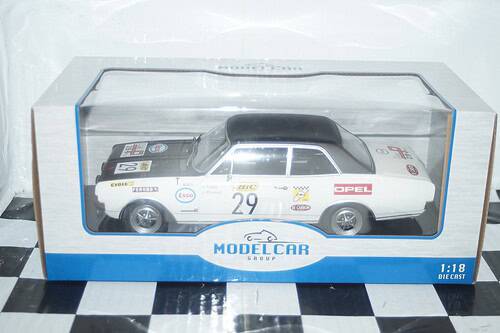 Model car group opel commodore a white t-d-c 1971 ref mcg18562r 1:18th
